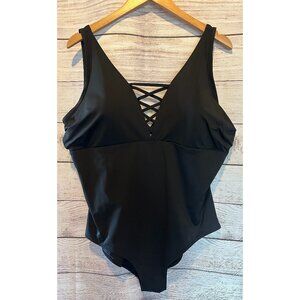 NWT H&M Black One-Piece Swimsuit Plus Size 24 V-Neck Lace-Up Padded Cups Lined
